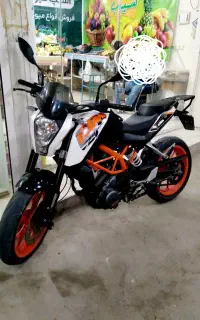 کی تی ام دوک ۴۰۰ سی سی فیس قدیم ۲۰۱۵