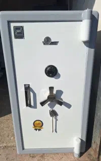 گاوصندوق ۷۵۰s