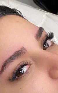 فیبروز ابرو، شیدینگ لب و بن مژه، کوتاهی تخصصی