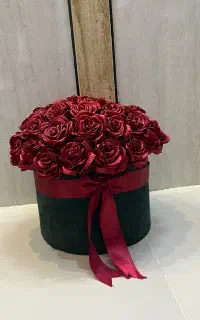 فروش گل مصنوعی. تعداد ۴۵. بسیار زیبا و شاین دار