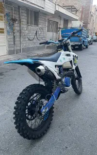 هاسکورنا ۳۰۰