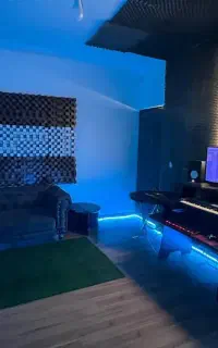 استودیو کیوب