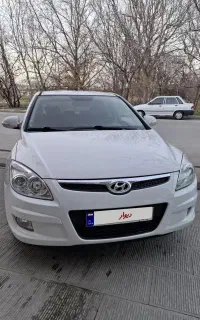 هیوندای i30
