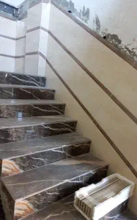 کاشی کاری و سنگ کاری مخصوصا پله