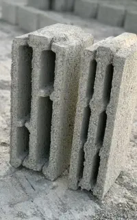 نیازمند نیسان جهت بارگیری بلوک لیکا(سبک)
