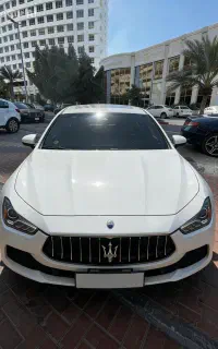 رنت ماشین بدون راننده( کروک،کوپه،شاسی )
