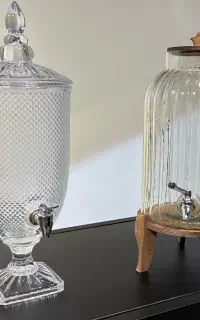 اجاره انواع ظروف کرایه ، اسپیکر و تجهیزات تولد