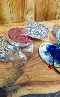 کلی لوازم آرایشی و خانه به قیمت قبلی در گناباد