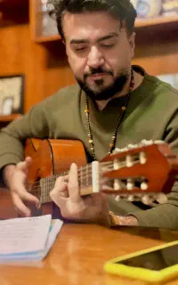 آموزش گیتار با متد استاد با مشاوره خرید رایگان