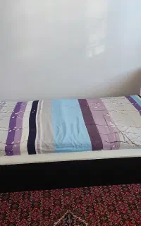 تخت یک نفره