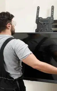 نصب تلویزیون و آینه