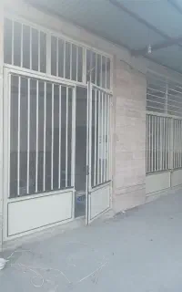 نقاشی ساختمان آذرشهر
