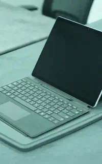 سرفیس پرو ۸