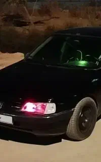 پژو 405 مدل 83