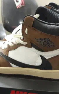 کفش سایز ۴۴