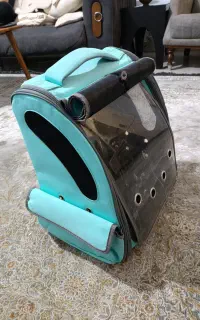 کوله پشتی پرنده یا سگ و غیره