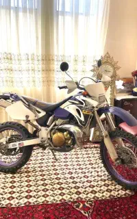 سی ار ام انجین طلایی