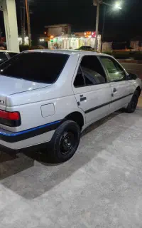 پژو ۹۸ کم کار تمیز