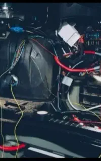 خدمات کولر و بخاری و برق خودرو تعمیر سیم کشی و...