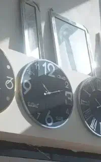 ساعت دیواری