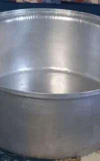 قابلمه بزرگ ۱۰۰نفره ۵تومن