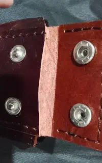 بازوبند چرمی
