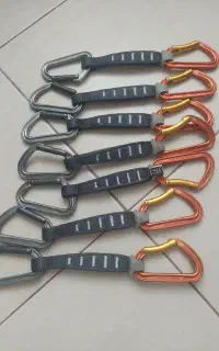 کوئیک پتزل اسپریت