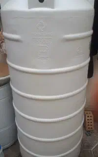 تانکر اب ۵۵۰ لیتر سه لایه