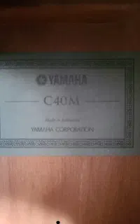 گیتار یاماها