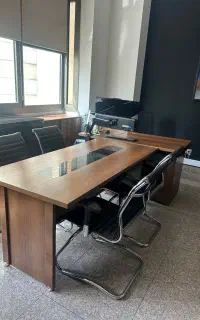 میز اداری مدیریتی و کنفرانس