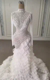 طراحی و دوخت لباس عروس و مجلسی سبک خاص