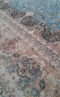 ۳ عدد فرش ۱۲ و یک عدد ۶ متری  یکجا بفروش میرسد