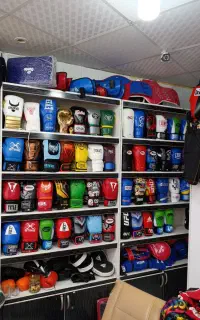 اولین فروشگاه تخصصی رزمی یاسوج