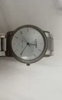 دوعدد ساعت مردانه سالم