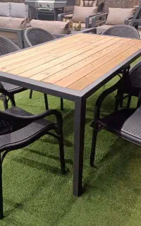 صندلی فضای باز نظری با میز رویه ترمو