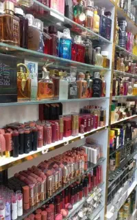 همکار خانم بهداشتی و آرایشی