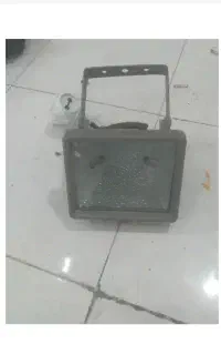 قدیمی نور افکن&