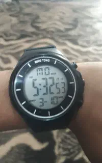 ساعت ضد اب