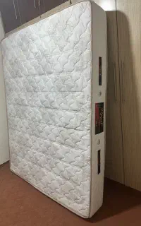 تشک تخت