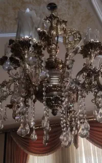 لوستر هشت شاخه