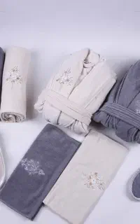 ست حوله گلدوزی یاتاش مخصوص جهازیه