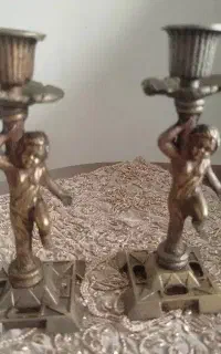 شمعدان کلاسیک برنزی طرح فرشته