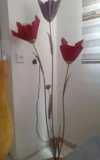 آباژور ایستاده