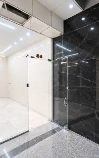 بهترین مغازه ۱۸ متری با موقعیت تجاری عالی