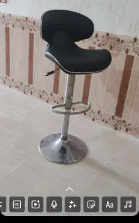 صندلی نو نو تمیز