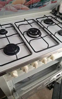 اجاق گاز تمیز