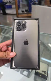 13 pro max 256 در حد نو بدون خط خش