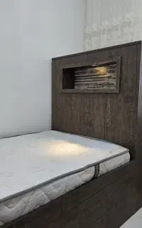 تخت و تشک