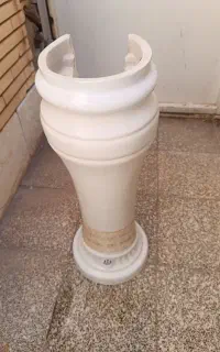 روشویی با پایه