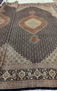 کارشناسی‌وقیمت‌گذاری‌ انواع‌فرش‌خریدارفرش‌تبریز